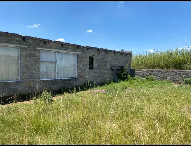 2 BEDROOM FREESTANDING FOR SALE IN NANESCOL
